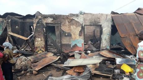 Fire Razes Several Shops In Osogbo (See Photos)