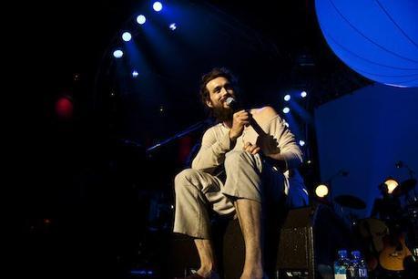 edward sharpe 14 EDWARD SHARPE AND THE MAGNETIC ZEROS SECOND NIGHT AT ROSELAND [PHOTOS]