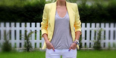 The yellow blazer