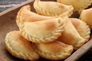 Empanadas 300x200 Celebrating May 25 in Argentina: What to eat?