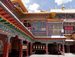The inner courtyard of Drepung Monastery