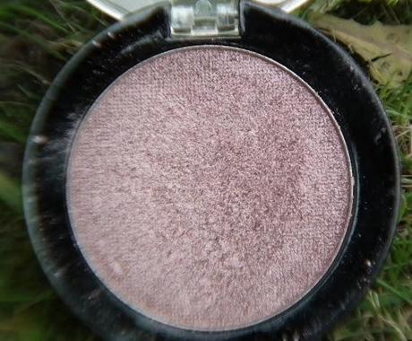 Swatches: Eyes: Eye Shadow: MUA: MUA Eye Shadow No:24 Pearl Swatches