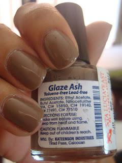 Caress in glaze Ash