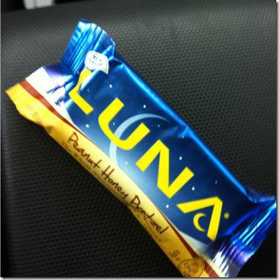 Luna Bar Peanut Honey Pretzel