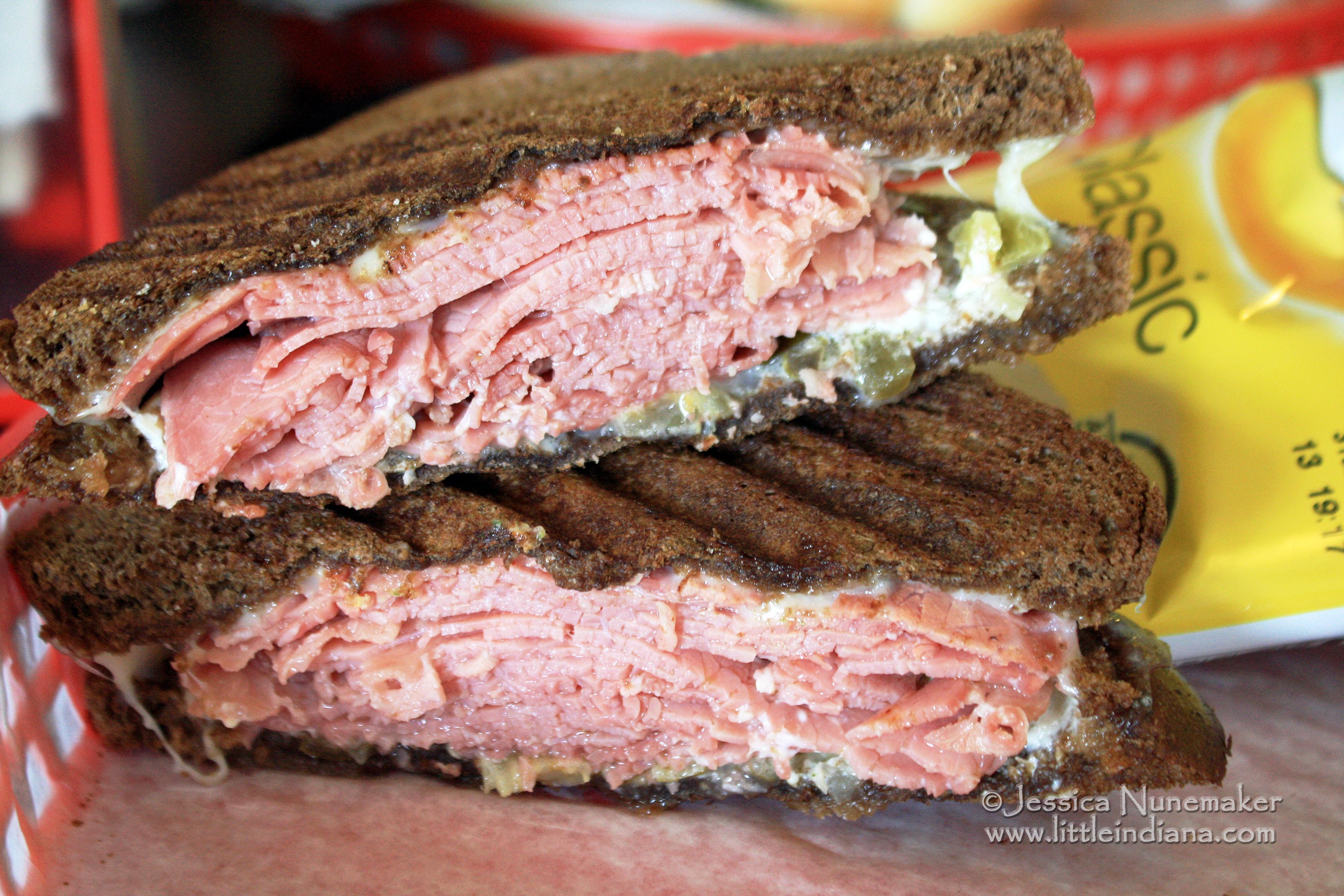 Red Pepper Deli and Cafe: Madison, Indiana