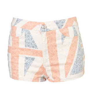 What To Wear For: The Jubilee Bank Holiday Weekend