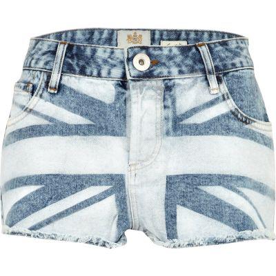 What To Wear For: The Jubilee Bank Holiday Weekend