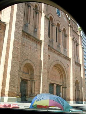 medellín by foot, bus, & metrocable