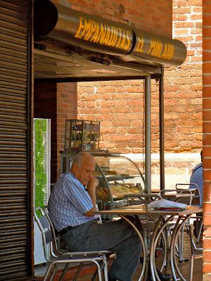 medellín by foot, bus, & metrocable