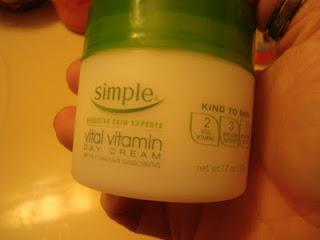 Review: Simple vital vitamin day cream