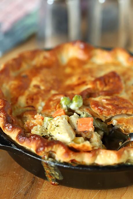 Easy Chicken Pesto Pot Pies Easy Chicken Pesto Pot Pies