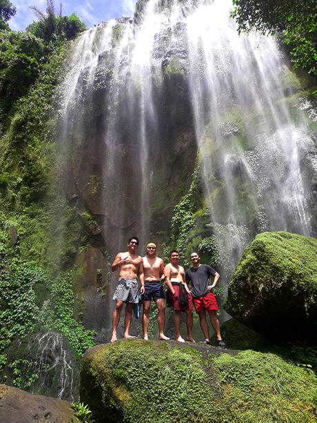 groupie under Hulugan falls