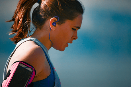 How to Choose the Best Earphones for Running