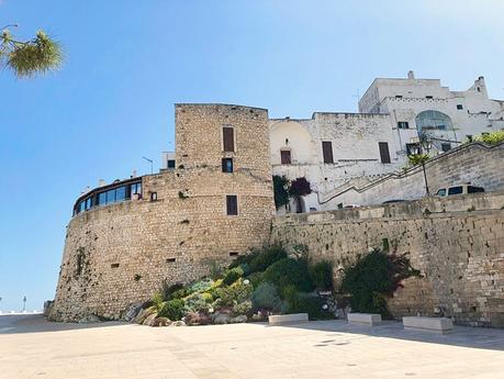 Ostuni Travel Guide (What to do, See & Eat)