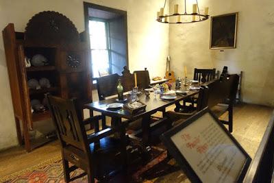 AVILA ADOBE AT OLVERA STREET: The Oldest House in Los Angeles