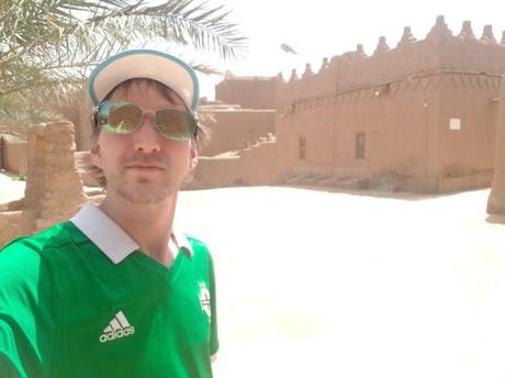 Backpacking in Saudi Arabia: Touring The Walled Mud City of Shaqra Backpacking in Saudi Arabia: Touring The Walled Mud City of Shaqra