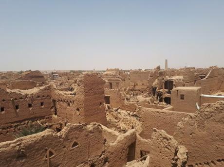 Backpacking in Saudi Arabia: Touring The Walled Mud City of Shaqra Backpacking in Saudi Arabia: Touring The Walled Mud City of Shaqra
