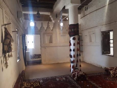 Backpacking in Saudi Arabia: Touring The Walled Mud City of Shaqra Backpacking in Saudi Arabia: Touring The Walled Mud City of Shaqra