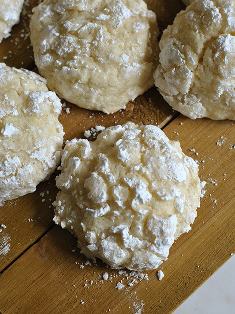 lemon ricotta cookie