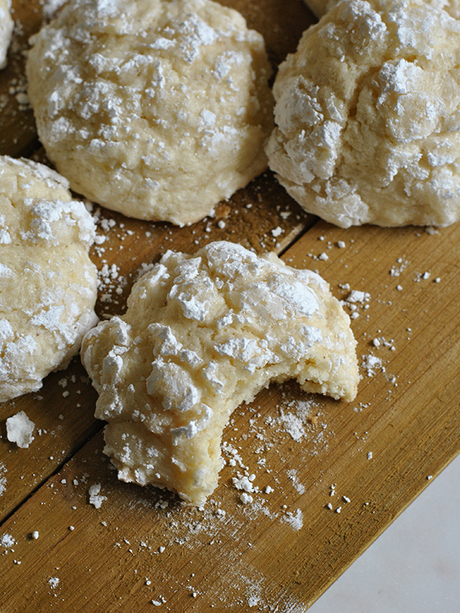 moist lemon ricotta cookies