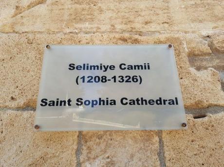 Backpacking in Northern Cyprus: Top 21 Things to See and Do in Turkish Nicosia Backpacking in Northern Cyprus: Top 21 Things to See and Do in Turkish Nicosia