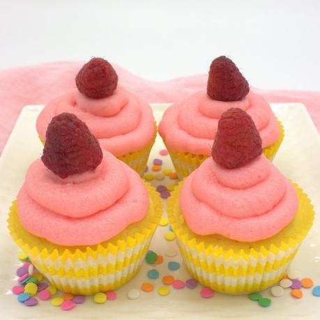 Lemon and Raspberry Mascarpone Cupcakes #SpringSweetsWeek Lemon and Raspberry Mascarpone Cupcakes #SpringSweetsWeek