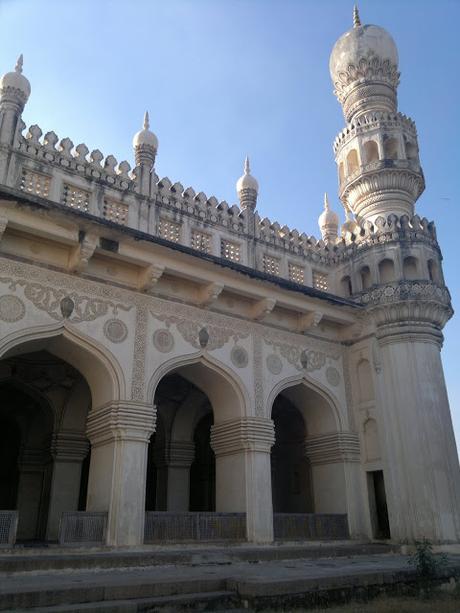 The Deserted Mosques Of Hyderabad