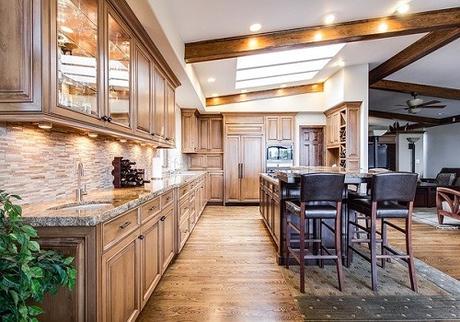 kitchen with vinyl flooring