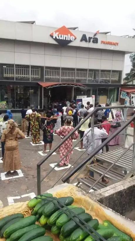 Coronavirus: How Kunle Ara Pharmacy Drew Boxes To Ensure Social Distancing For Customers (Photos)