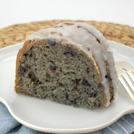 6-Ingredient Mango-Coconut Bundt Cake #SpringSweetsWeek 6-Ingredient Mango-Coconut Bundt Cake #SpringSweetsWeek