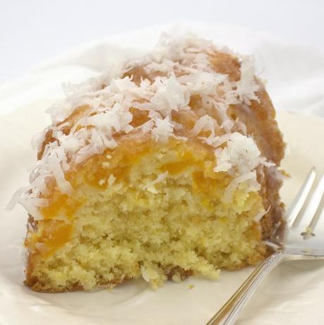 6-Ingredient Mango-Coconut Bundt Cake #SpringSweetsWeek 6-Ingredient Mango-Coconut Bundt Cake #SpringSweetsWeek