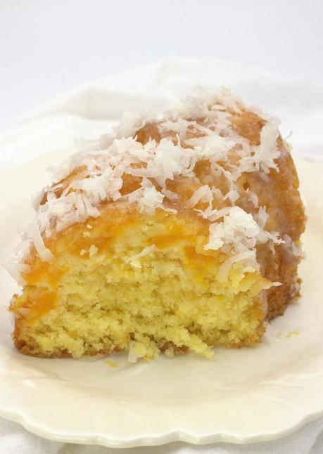 6-Ingredient Mango-Coconut Bundt Cake #SpringSweetsWeek 6-Ingredient Mango-Coconut Bundt Cake #SpringSweetsWeek