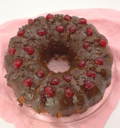 6-Ingredient Mango-Coconut Bundt Cake #SpringSweetsWeek 6-Ingredient Mango-Coconut Bundt Cake #SpringSweetsWeek
