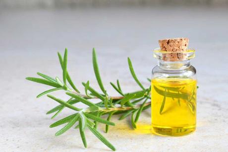 5 Best Essential Oils For Hair Growth Quickly | How to Use and Benefits