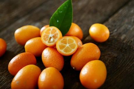 13 Amazing Health Benefits of Eating Kumquats