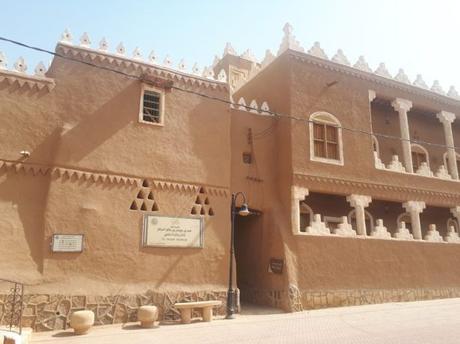 Backpacking in Saudi Arabia: Touring Ushaiqer Town, Basically a Museum in a Guy’s House! Backpacking in Saudi Arabia: Touring Ushaiqer Town, Basically a Museum in a Guy’s House!
