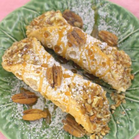 Caramel Pecan Cannoli #SpringSweetsWeek Caramel Pecan Cannoli #SpringSweetsWeek