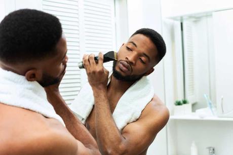 5 Top Best Electric Shavers for Black Men In 2020