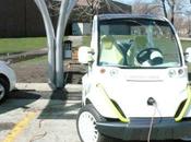 Solar-Powered Electrical Plug-in Station Unveiled Chicago