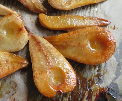 Roasted Pears with Honey, Cinnamon & Cardamom