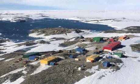 Antarctica Experiences a Heatwave