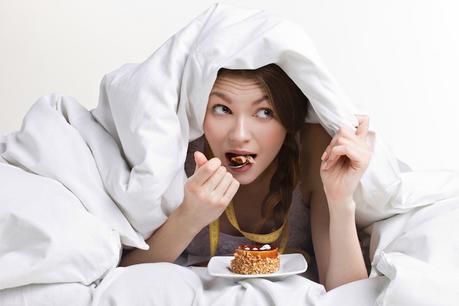 5 Unique Ways to Guarantee a Good Night’s Rest heavy meals before bed