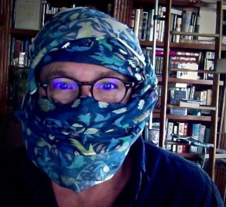 The Scarf and the New Rules of Dressing During the Pandemic