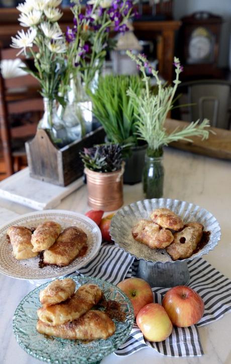 fresh apple cinnamon hand pies