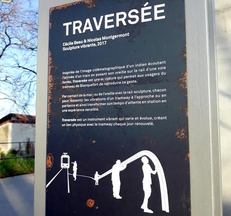 Traversée: picking up good vibrations at Blanquefort tram/train station