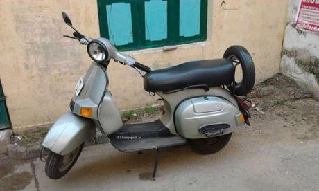 scooters in India ... Hamara Bajaj , Lamby, Vijay and more !!