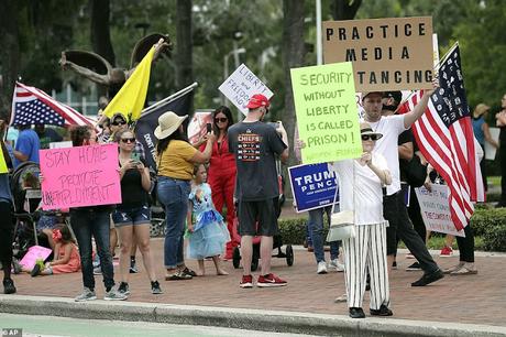 Right-Wingers Pose Danger With Their Shutdown Protests