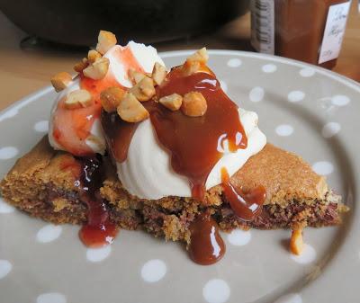 Peanut Butter Chocolate Chunk Cookie Sundae Pie