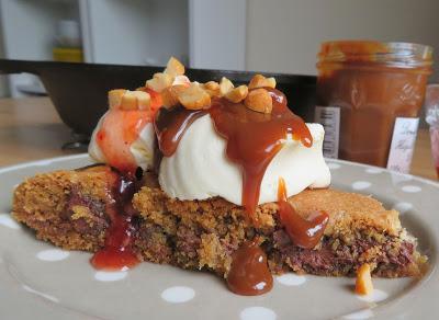 Peanut Butter Chocolate Chunk Cookie Sundae Pie