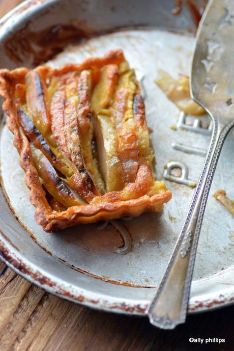 easy apple custard tart